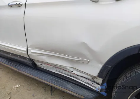 2016 Honda Pilot Elite z USA, uszkodzony, nr VIN 5FNYF6H02GB069602